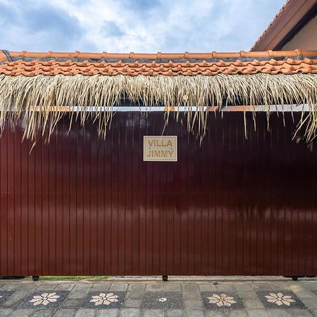 Villa Jimmy Seminyak Exterior foto